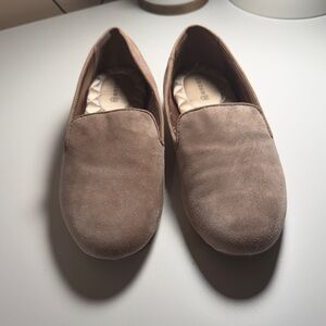 Birdies Women's Tan Suede Loafers